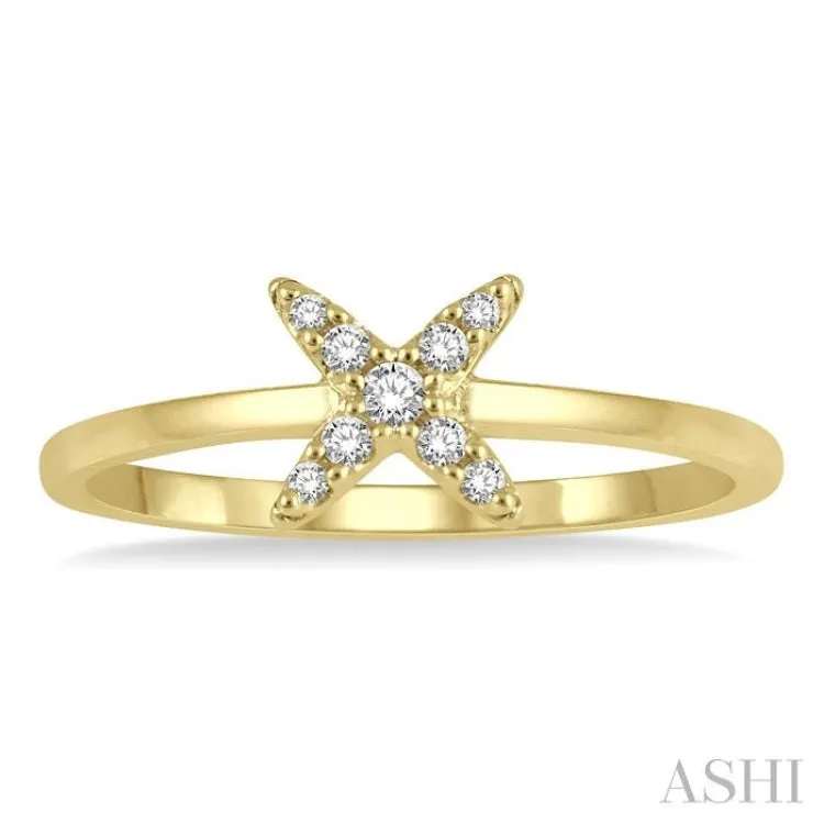 1/10 ctw Floral Round Cut Diamond Petite Fashion Ring in 10K Yellow Gold