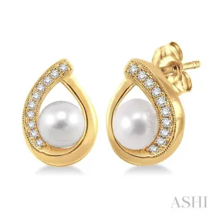 6x6MM Cultured Pearl and 1/10 Ctw Round Cut Diamond Earrings in 10K Yellow Gold