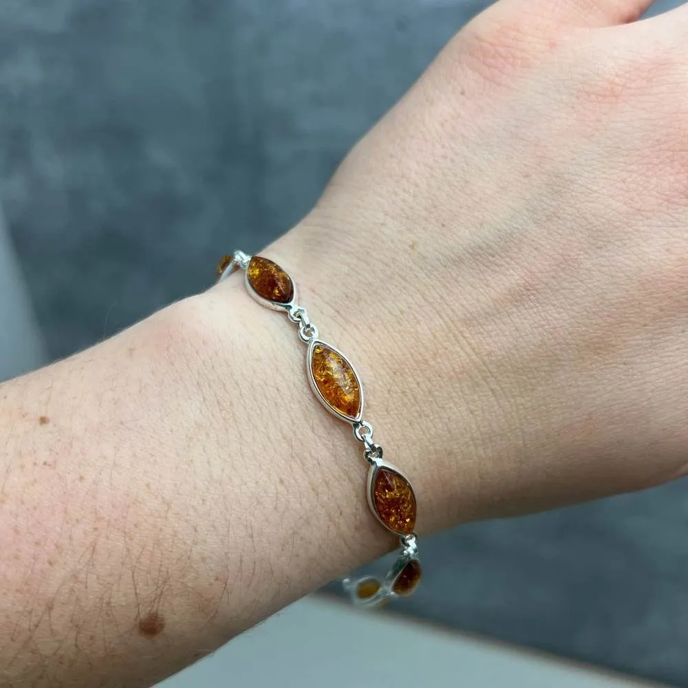 925 Sterling Silver & Genuine Baltic Amber Bracelet 19 cm   5 cm  - 3345