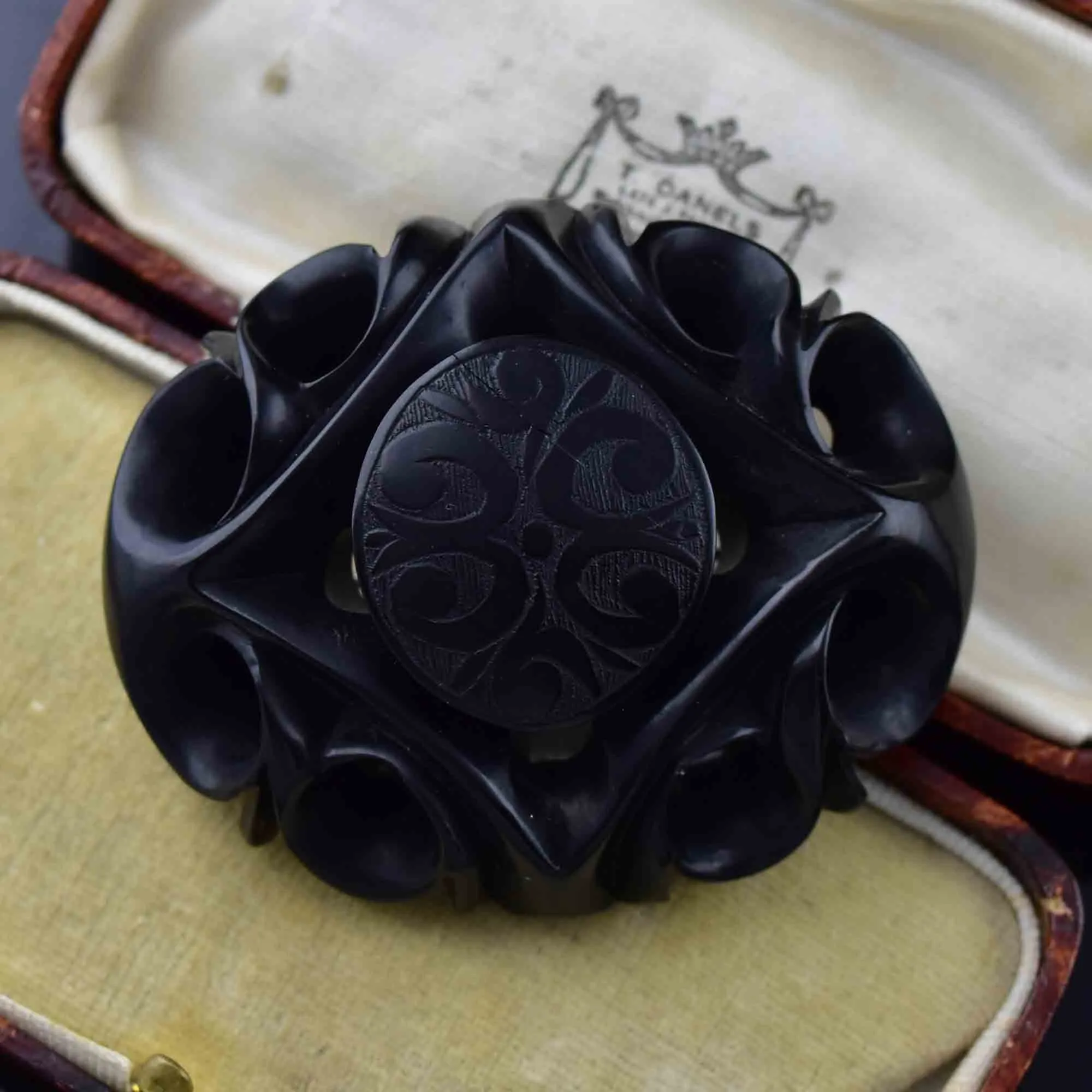 Antique Victorian Large Carved Whitby Jet Brooch