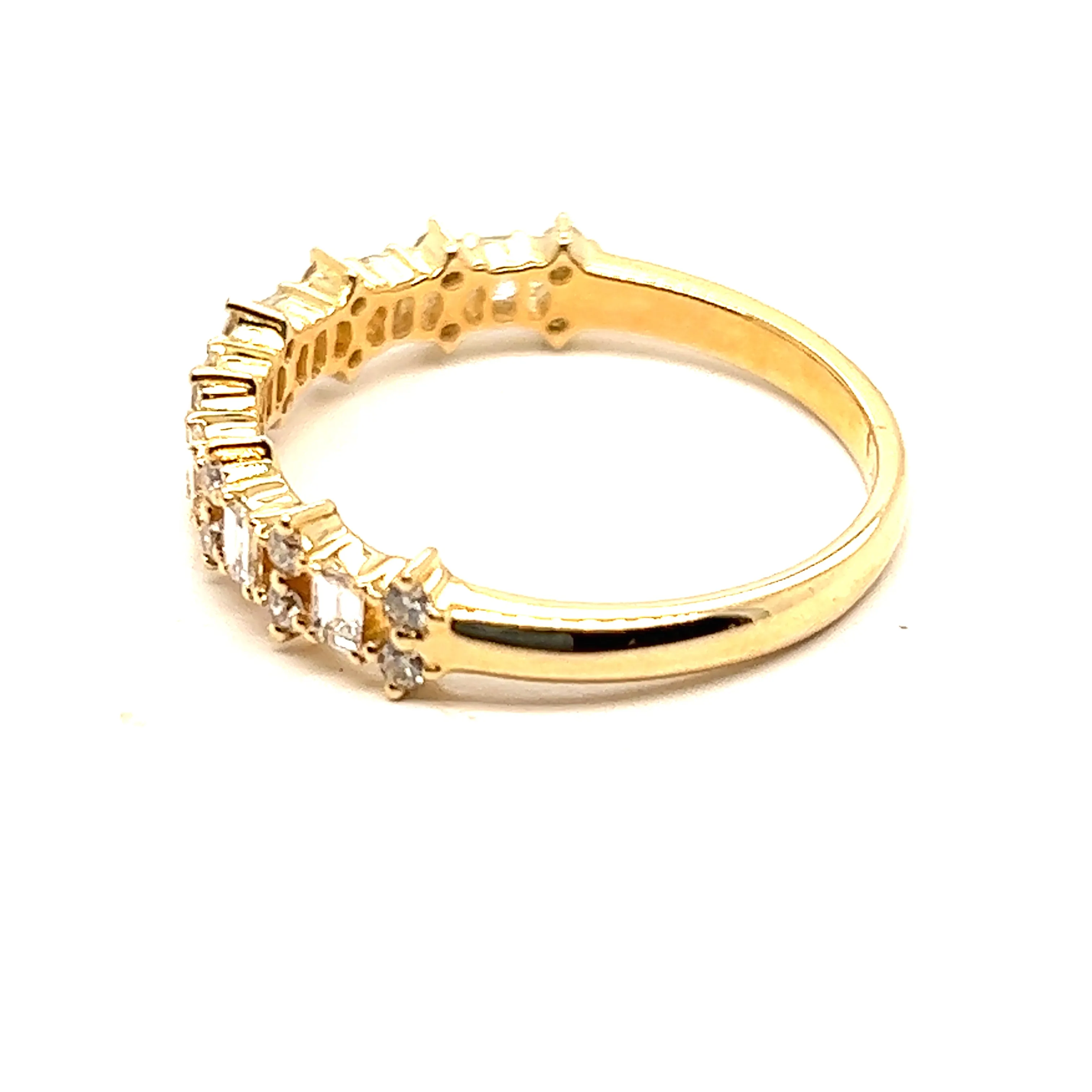 Baguette and Round Diamond Ring