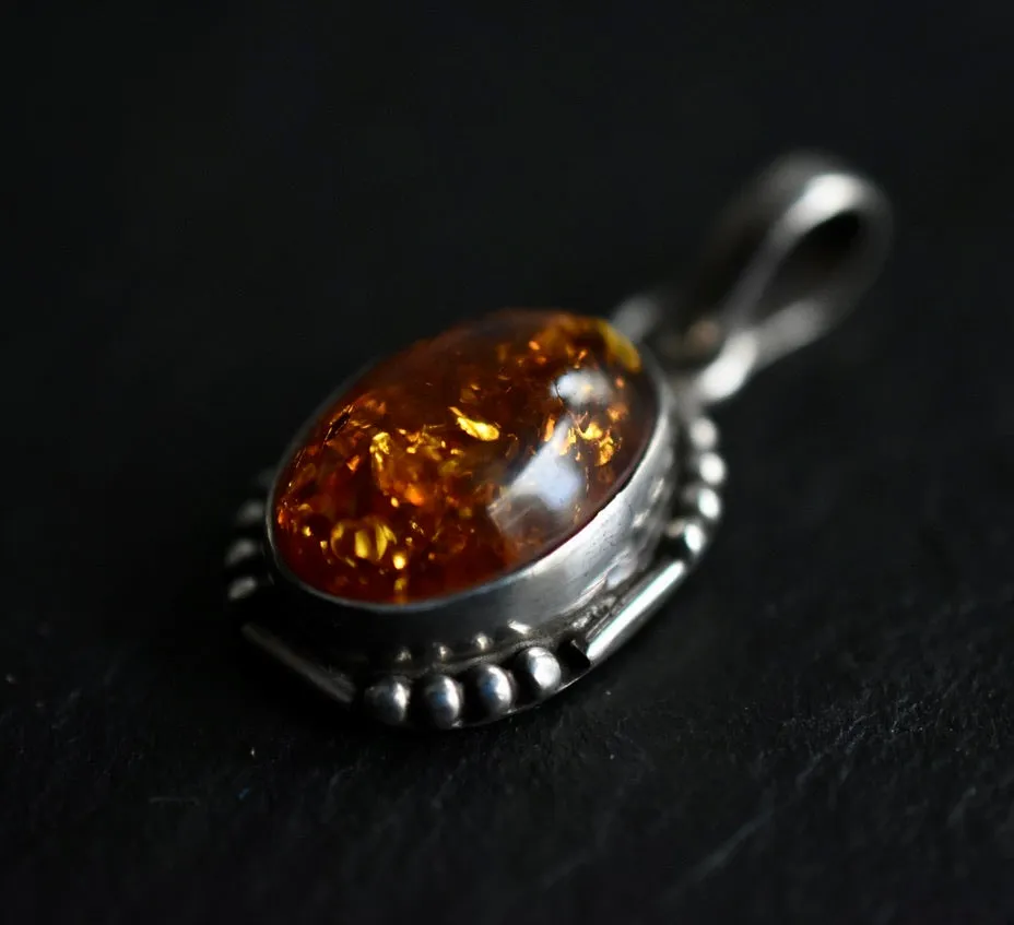 Elegant Vintage Baltic Amber 925 Silver Sterling Pendant