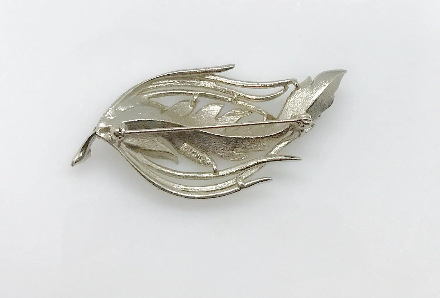 Lisner Silver Leaf Vintage Brooch