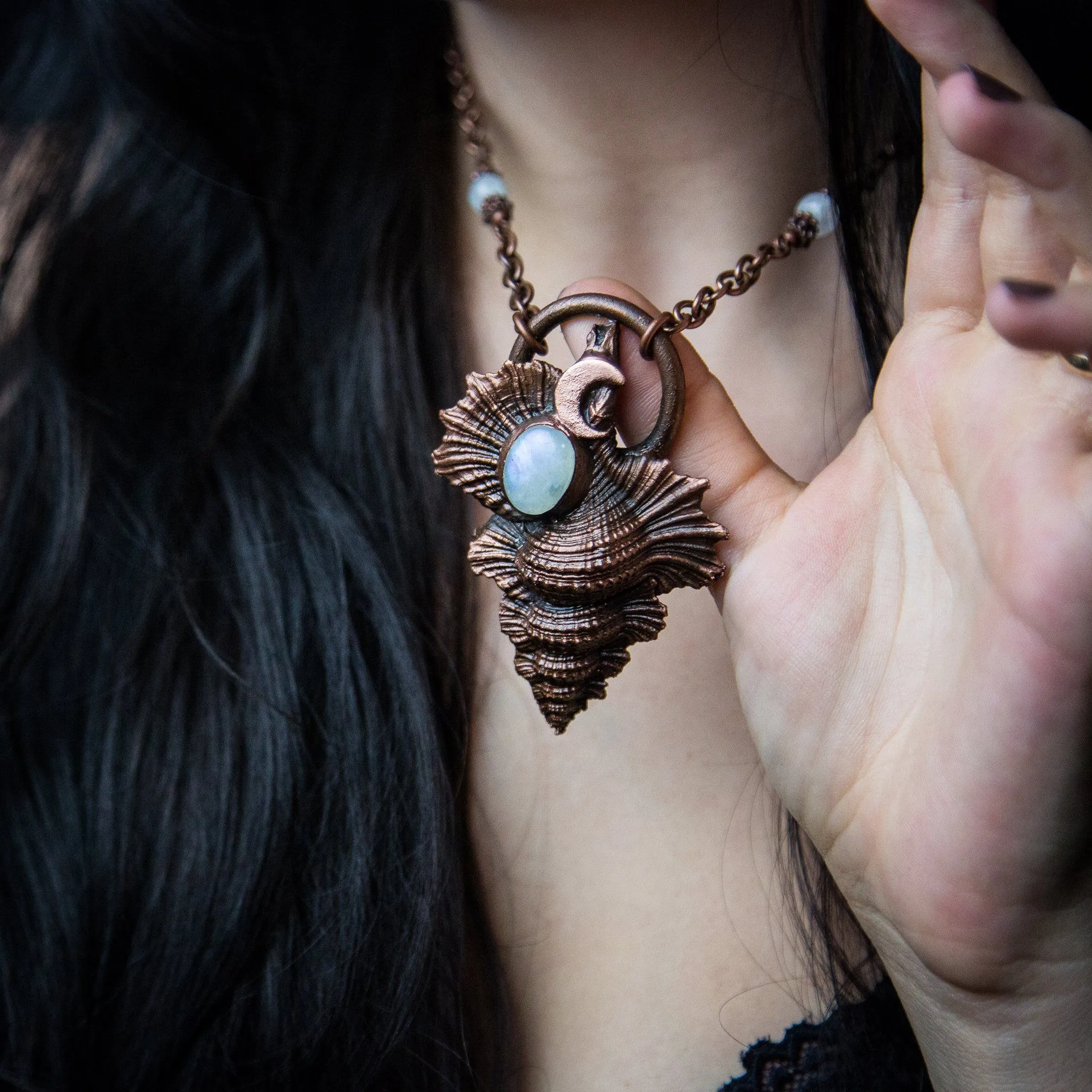 Maple Leaf Shell with Moonstone