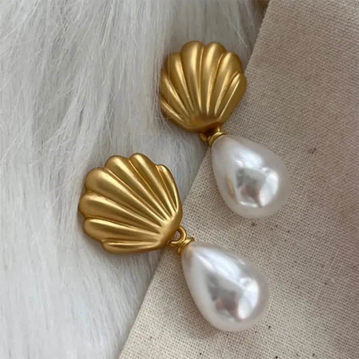 Shell Pearl Drop Earrings