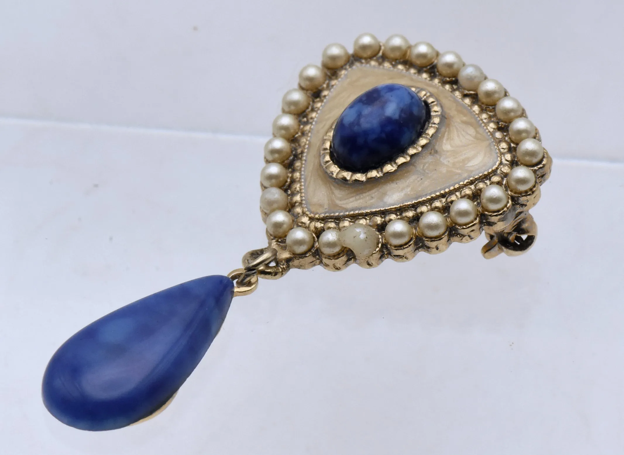 Vintage Gold Tone Faux Pearl and Imitation Blue Stone Brooch