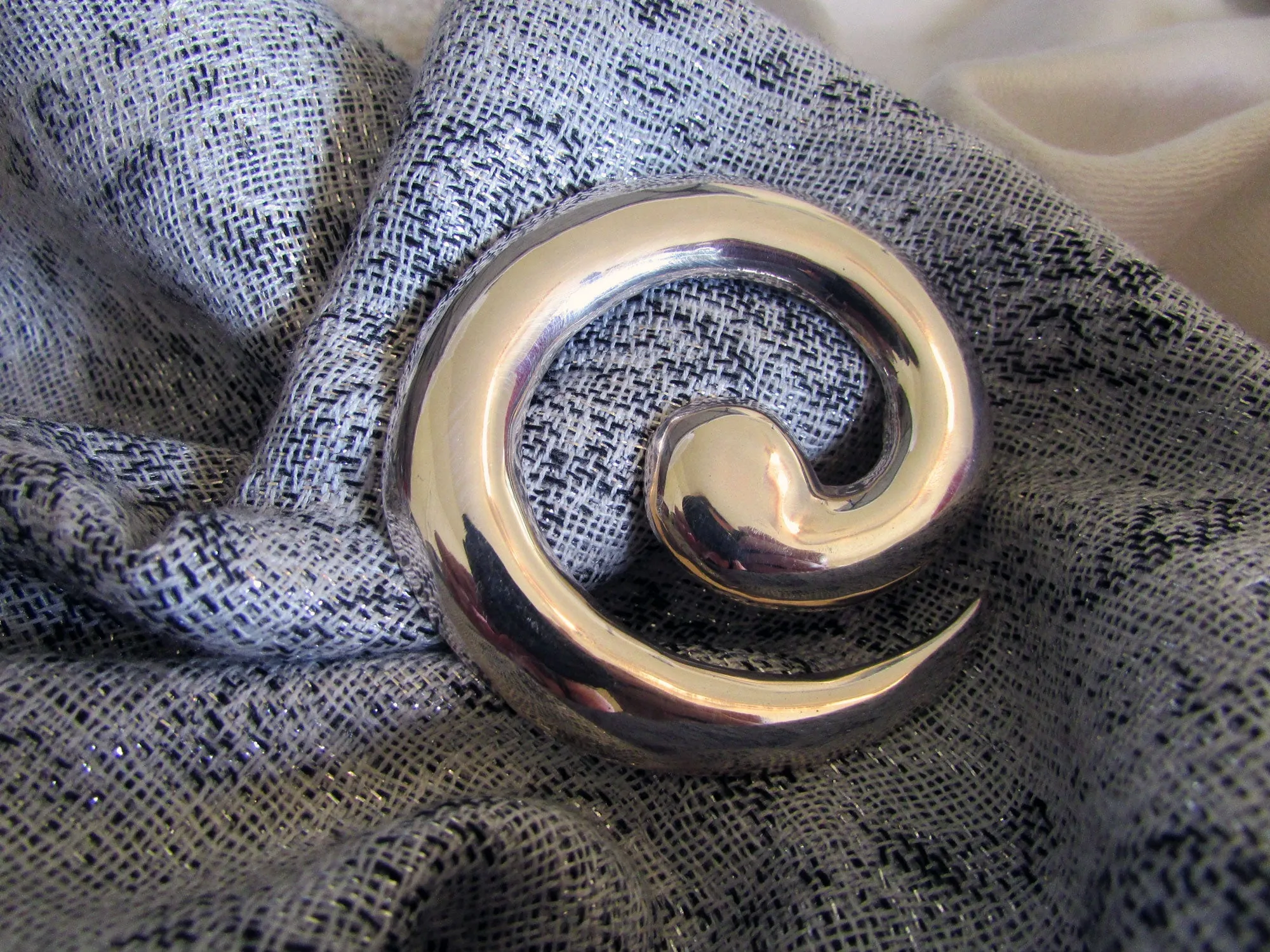 Vintage Swirl Pendant & Brooch