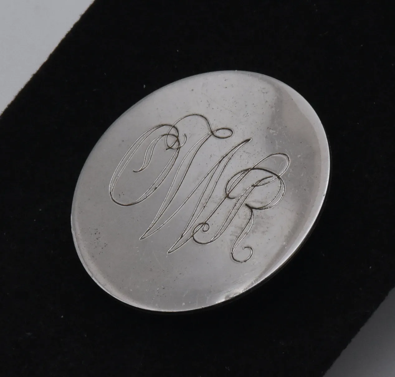 Wells - Vintage Sterling Silver Engraved Monogram Brooch