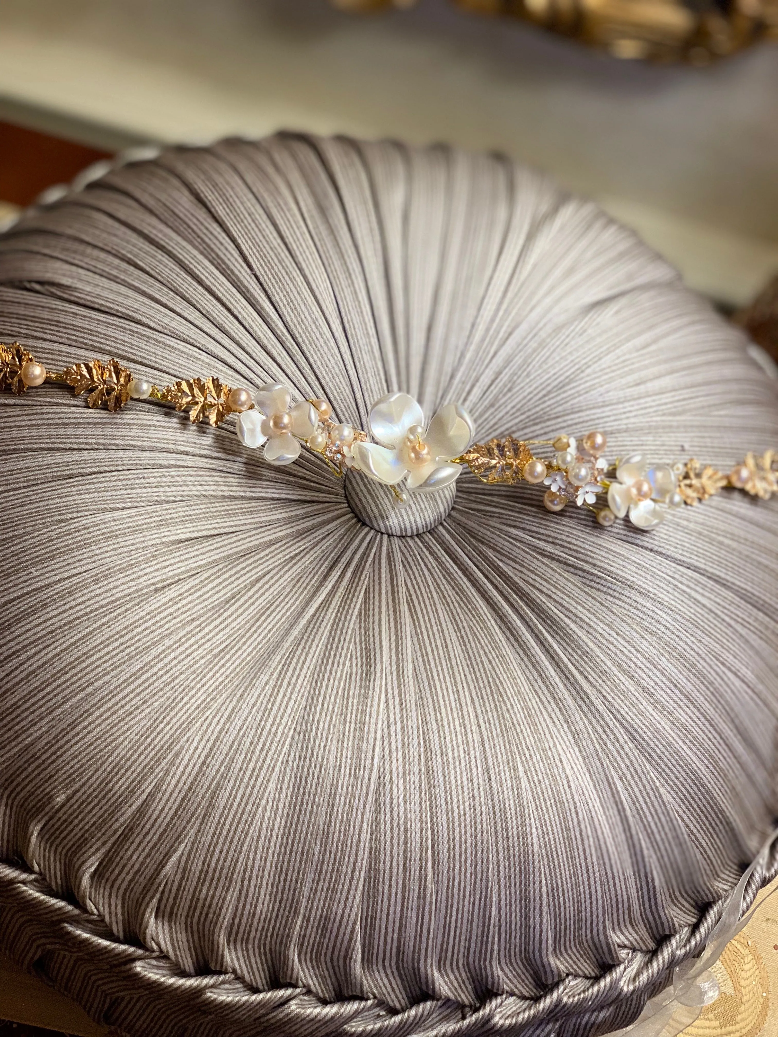 White and Gold Pearl Flower Headband